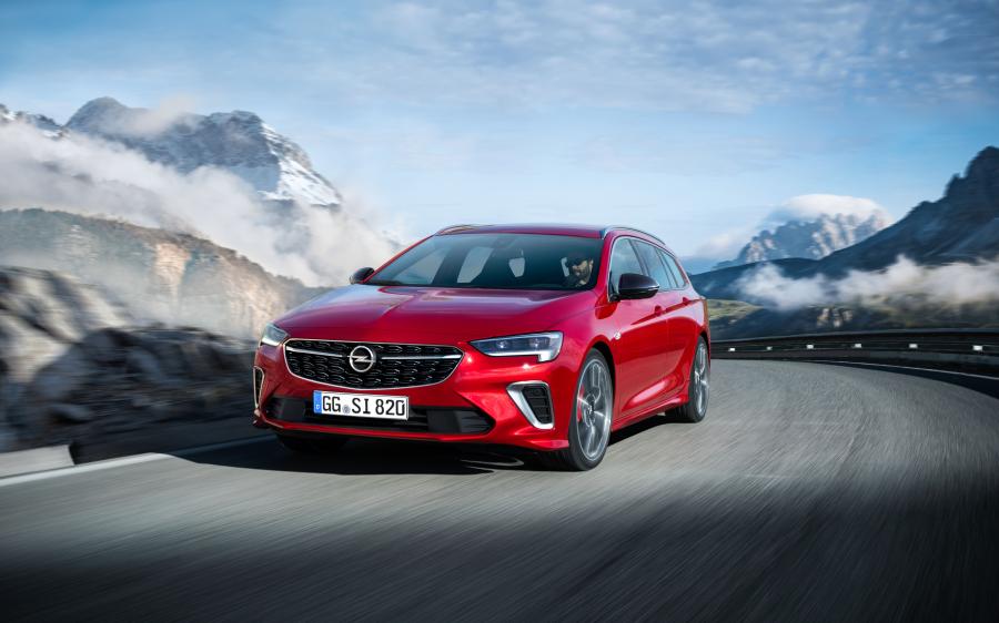  Opel Insignia GSi Sports Tourer 2020 года  (фото 6 из 28)